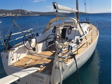 Wynajmij Żaglowiec z lub bez skippera Salona w Syros (Port)