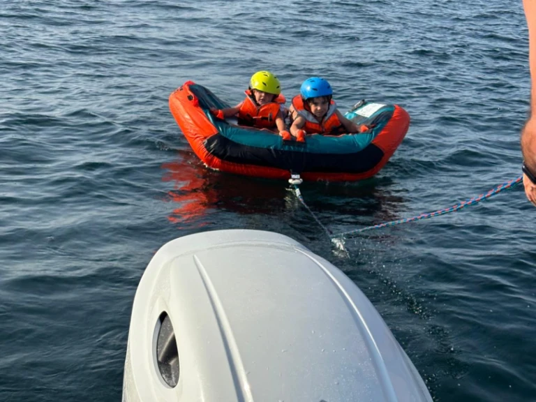 Location bateau Zodiac Medline 6.8 à Arzon sur Samboat