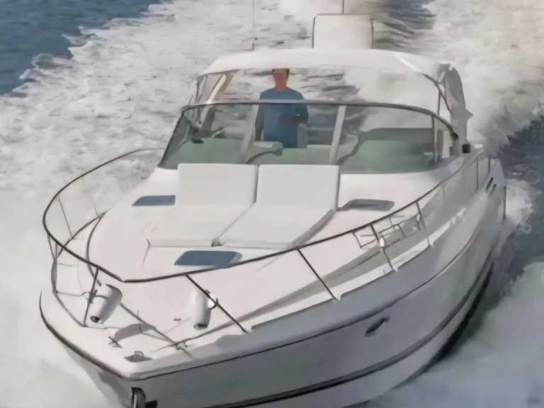 Bateau à moteur à louer à Puntone au meilleur prix
