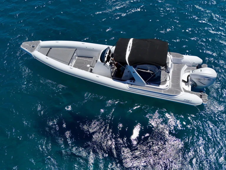 Location Semi-rigide à Marina Aliki - Fost Matrix 32