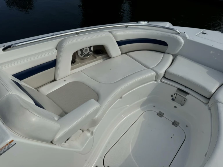 Location bateau Mandelieu-la-Napoule pas cher Sunesta 264