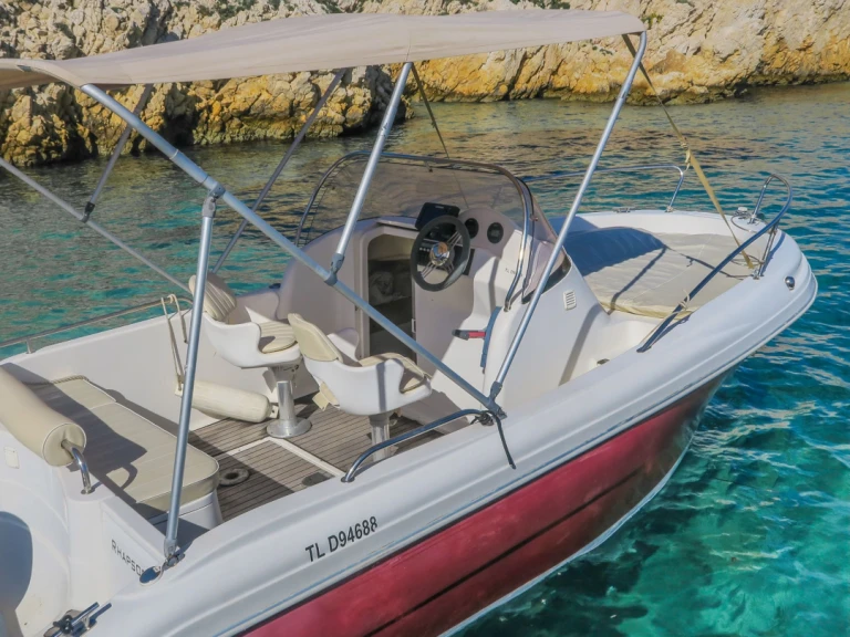 Louer Bateau à moteur avec ou sans skipper Pacific Craft à Marseille