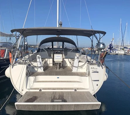 Bavaria Cruiser 51 a louer à Perigiali
