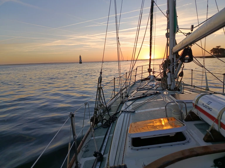 Location bateau trismus TRISMUS 37 à Loctudy sur Samboat
