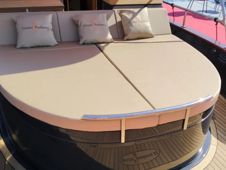 Bateau à moteur à louer à Marina de Palamós au meilleur prix