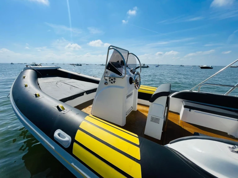 Louer Semi-rigide avec ou sans skipper Nautica Led à Lège-Cap-Ferret