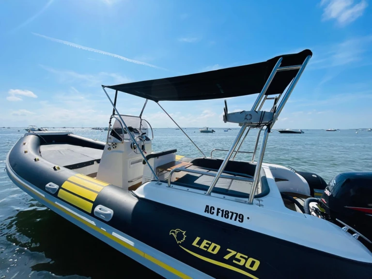 Louez un Nautica Led Nautica Led 750 GS à Lège-Cap-Ferret