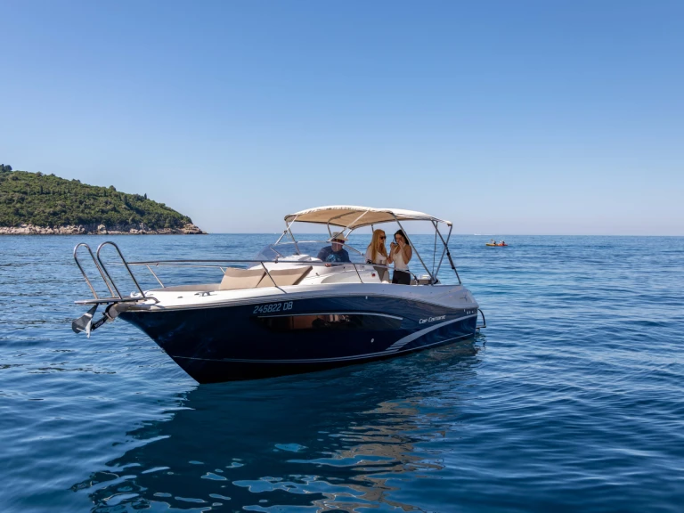 Louer Bateau à moteur avec ou sans skipper Jeanneau à Dubrovnik