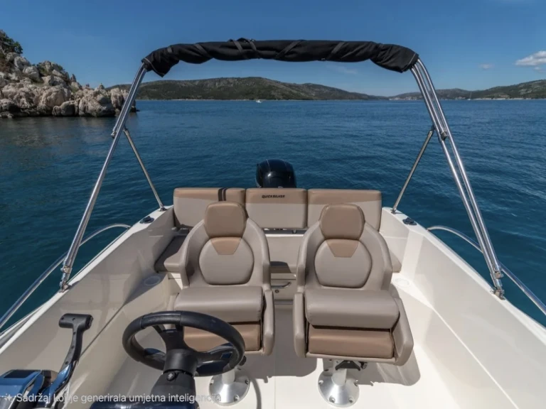 Quicksilver Activ 605 Open a louer à Split