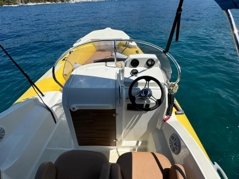 Location bateau Hvar pas cher Solemar S 580