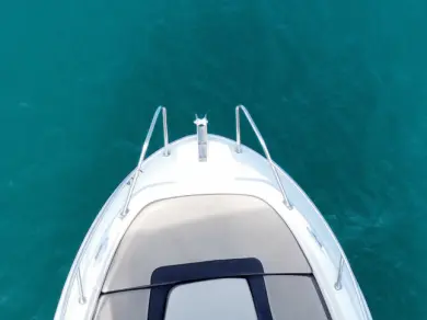 Location Bateau à moteur Jeanneau avec permis