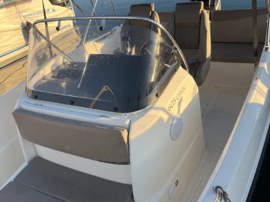Verhuur Motorboot Quicksilver met vaarbewijs