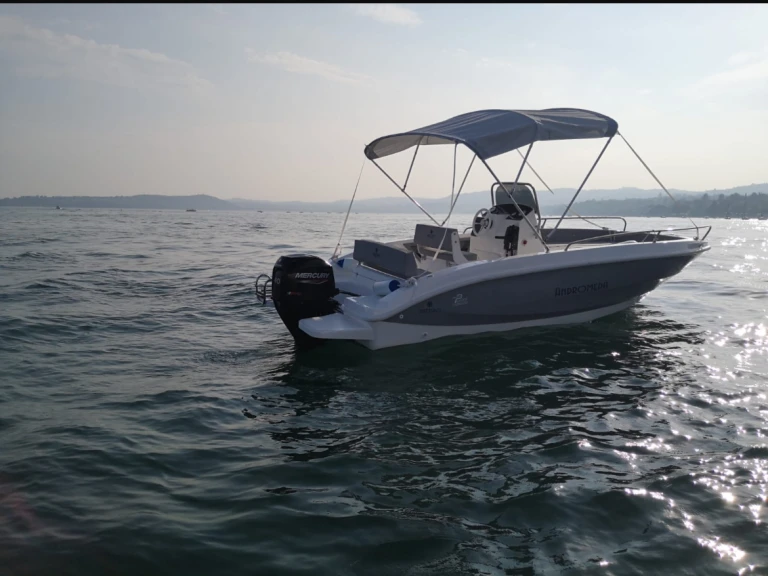 Location bateau Taormina pas cher Q20