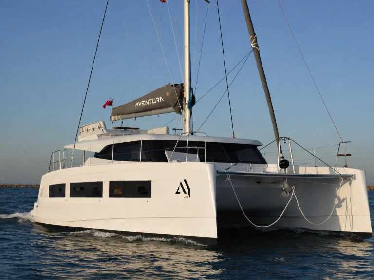 Location Catamaran à Marina El Portet de Dénia - Aventura yachts 45