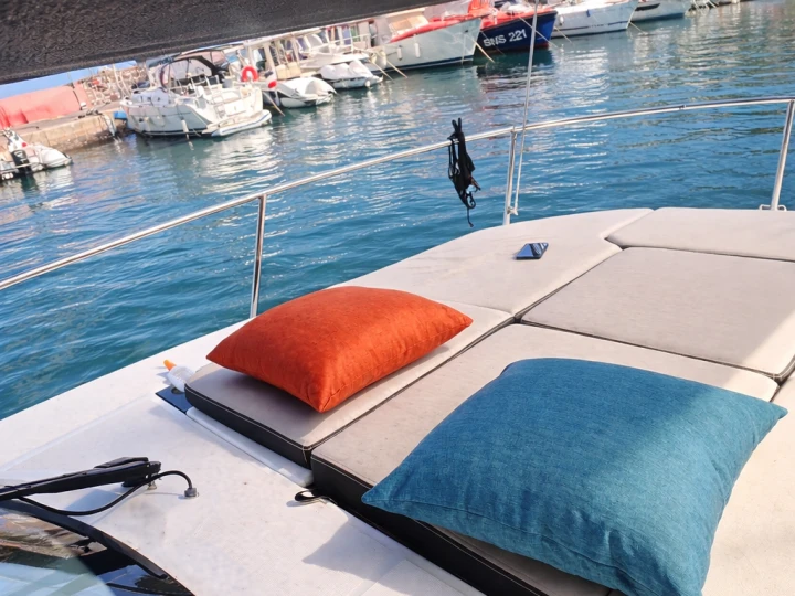 Louez un Jeanneau Merry Fisher 1095 à Saint-Tropez