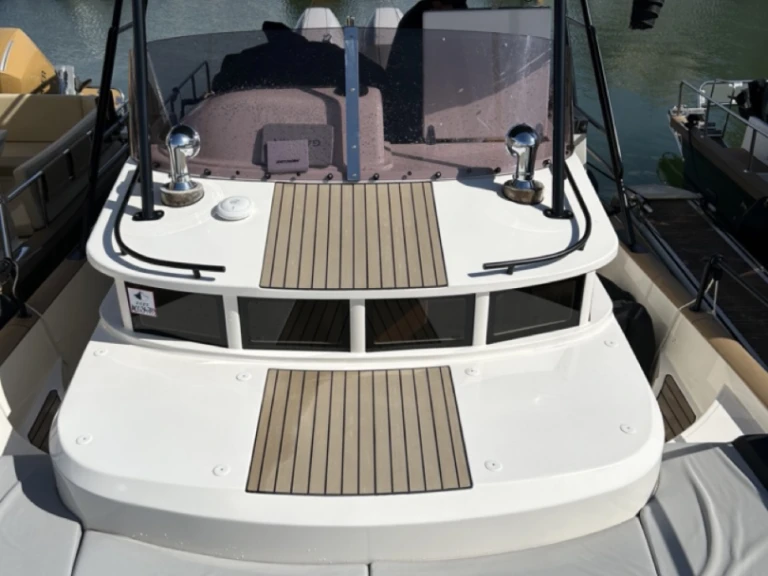 Location bateau Arcachon pas cher Beacher V10.2 Croisière