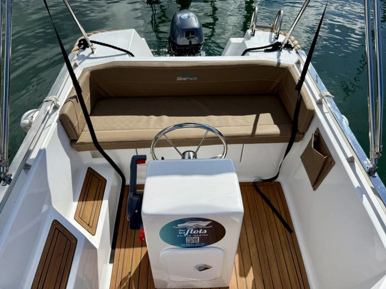 Louez un Silver Yacht Silver 495 à Combrit