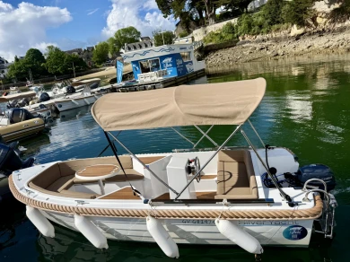 Location Bateau à moteur à Combrit - Silver Yacht Silver 495