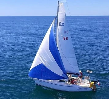 Location Voilier B2 Marine avec permis