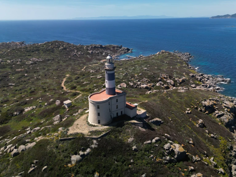 Location bateau Novamarine RH600 à Villasimius sur Samboat