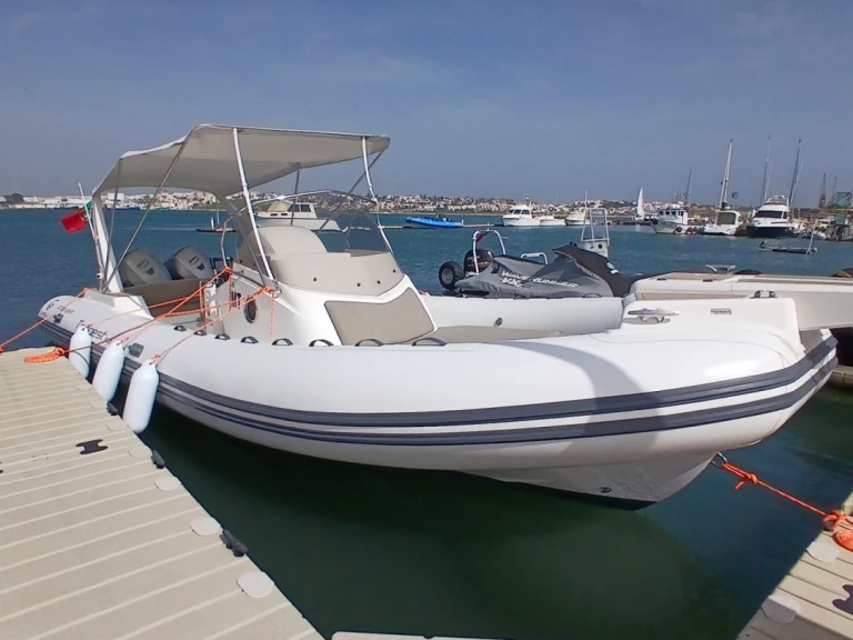 Location bateau Portimão pas cher Tempest 850