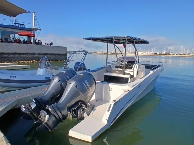 Pacific Craft Pacific Craft 27 RX a louer à Portimão