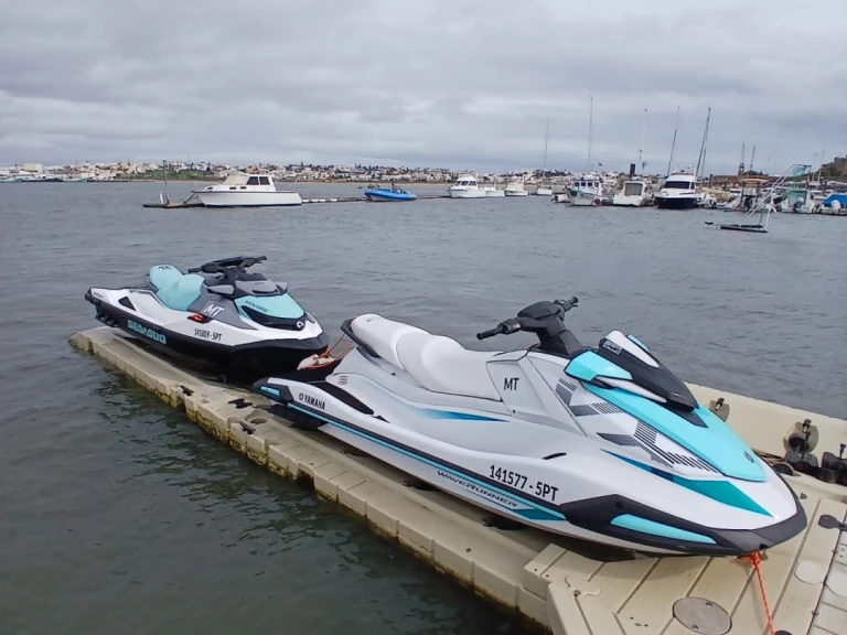 Location Jet ski Sea-Doo avec permis
