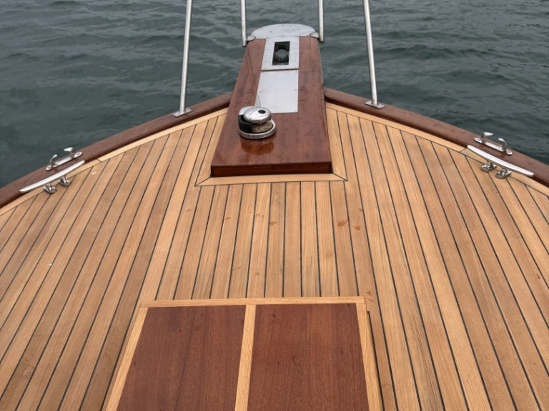 Louer Bateau à moteur avec ou sans skipper Cris-Craft à Port Mahon