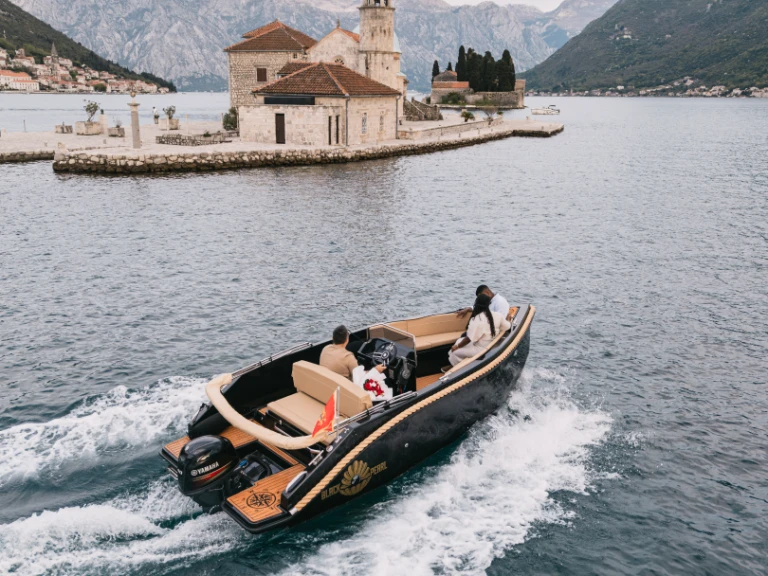 Location Bateau à moteur Poseidon avec permis