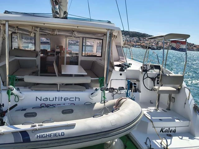 Location bateau Murter-Kornati pas cher Nautitech 40