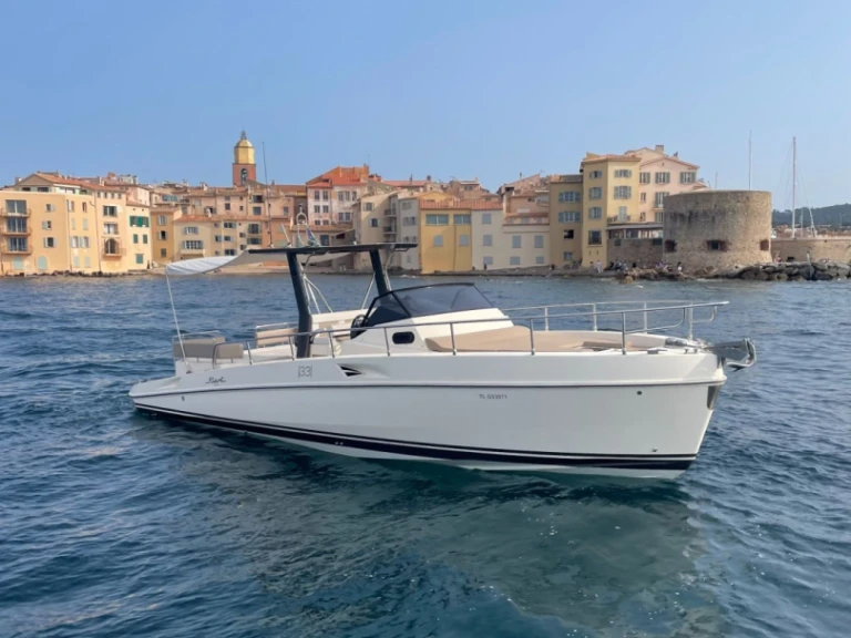 Location à Port Grimaud - Fiart FIART 33 sur SamBoat