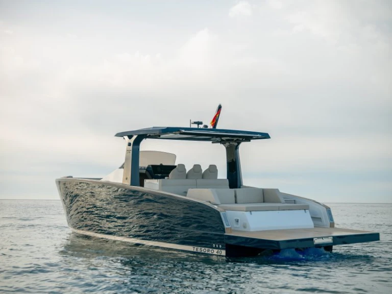 Vanguard Tesoro T40 INBOARD a louer à Chaniá