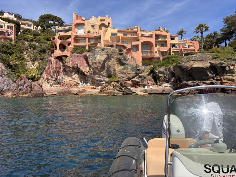 Location bateau La Napoule pas cher Sunrider 650