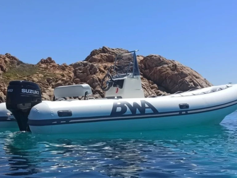 Louez un Bwa California 550 à Villasimius