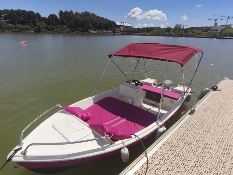 Location Bateau à moteur à Istres - Naval plastica Livia 450