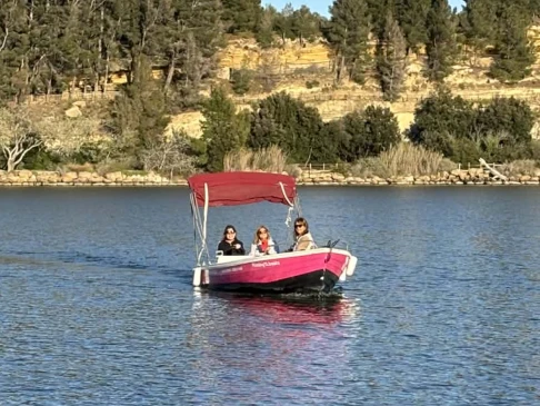 Bateau à moteur à louer à Istres au meilleur prix