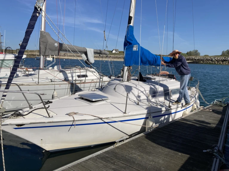 Location bateau Jeanneau Poker à Bono sur Samboat
