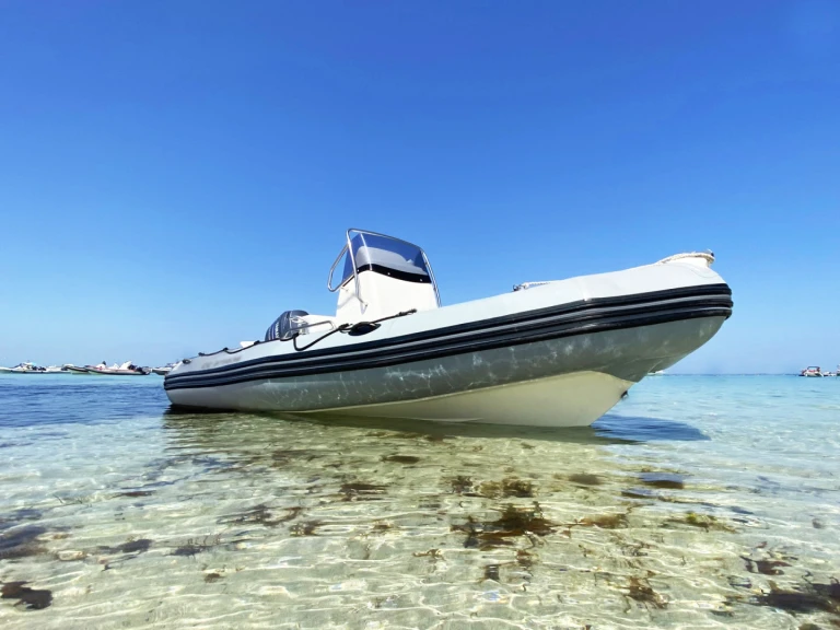 Location Semi-rigide à Bénodet - Zodiac Pro Open 550 Black Limited