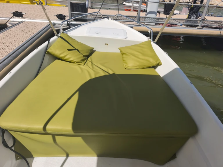 Location bateau Istres pas cher Électrique 