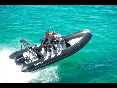 Louez un Brig Navigator 570 à Marseille