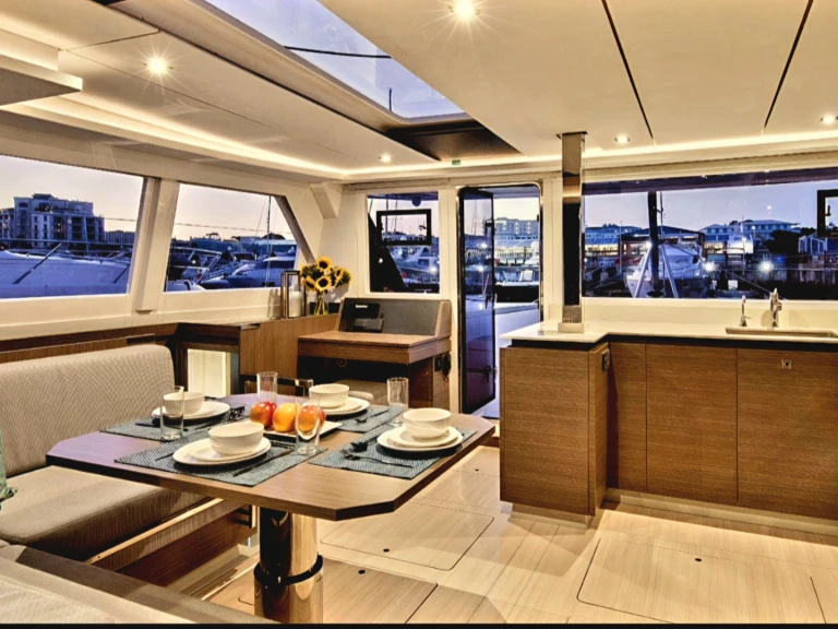 Location Catamaran à Puerto Sotogrande - Leopard Leopard 42