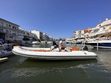 Yacht charter Empuriabrava cheap PROLINE 740