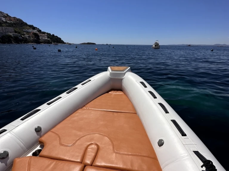 Location Semi-rigide à Empuriabrava - Tiger PROLINE 740