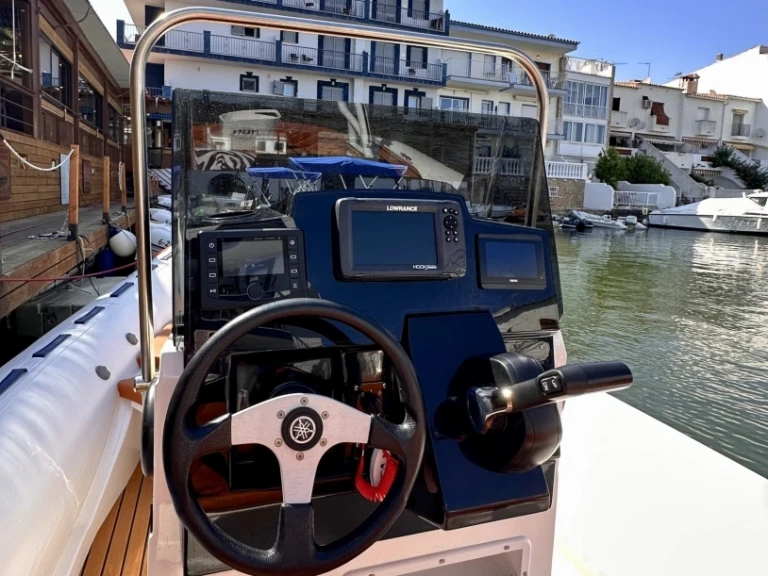 Location Semi-rigide Tiger avec permis