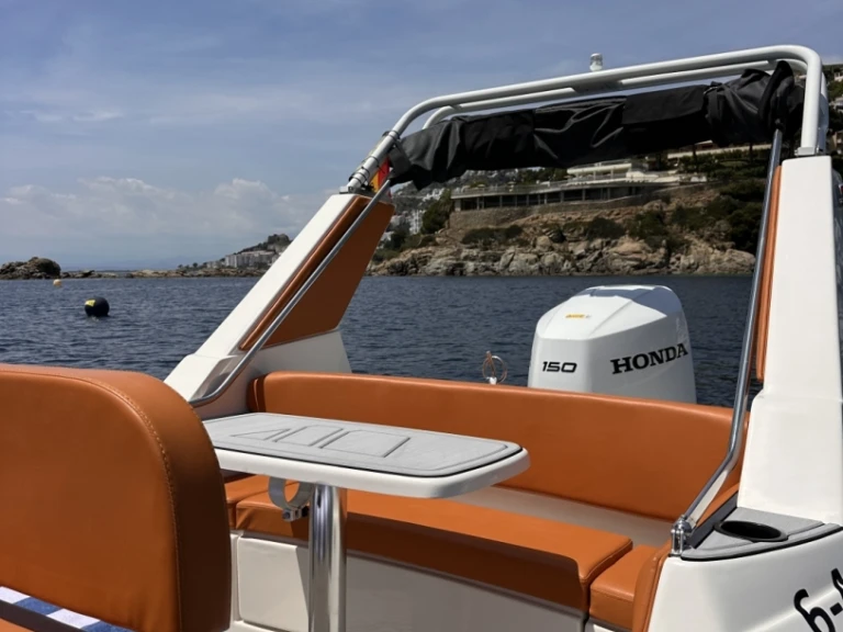 Location Semi-rigide Tiger avec permis