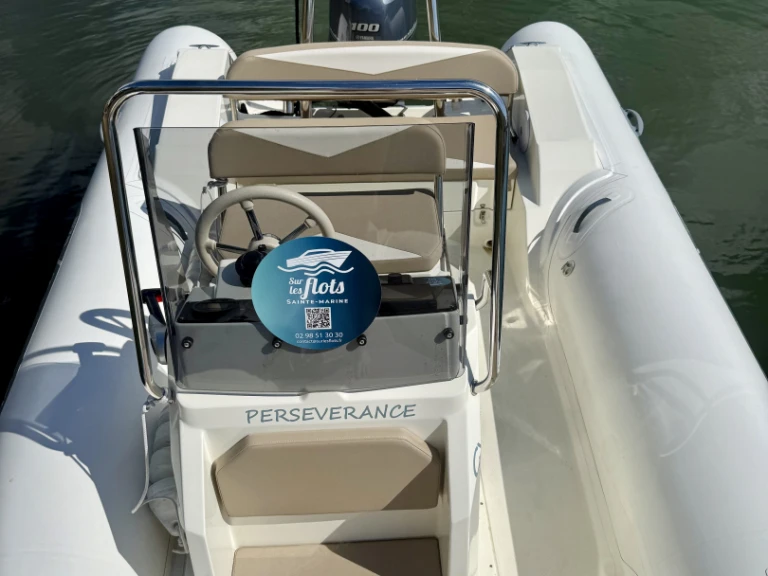 Louez un Capelli Tempest 570 à Combrit