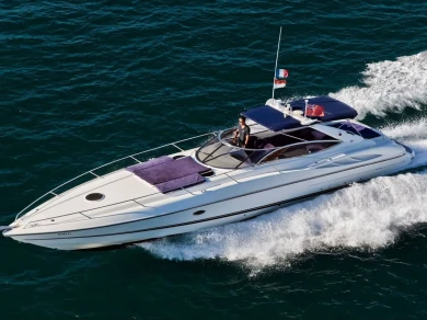 Louer Bateau à moteur avec ou sans skipper Sunseeker à Antibes