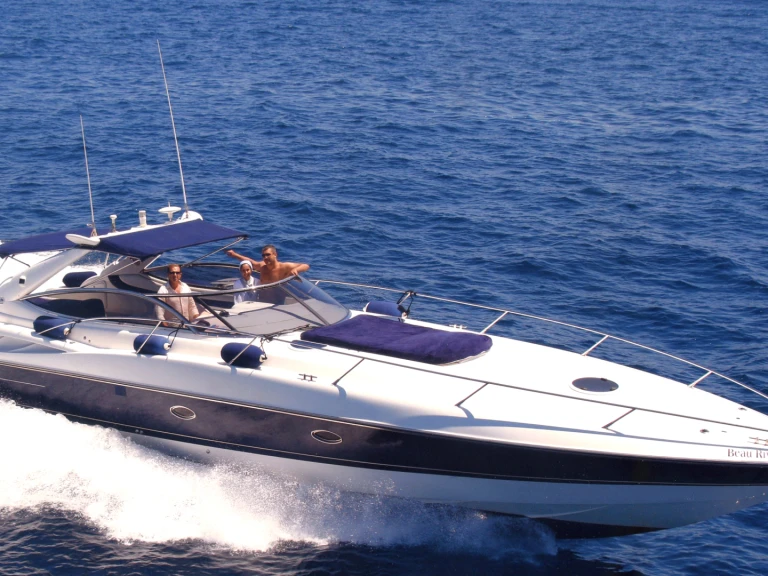 Location à Antibes - Sunseeker Superhawk 48 sur SamBoat