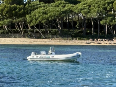 Motorboat rental with or without captain Capelli Port Grimaud