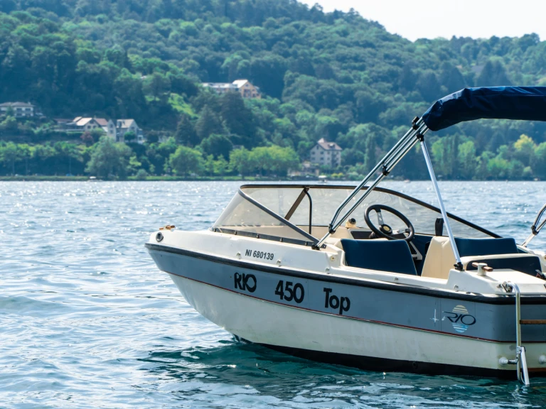Location à Annecy - Rio Rio 450 Top sur SamBoat